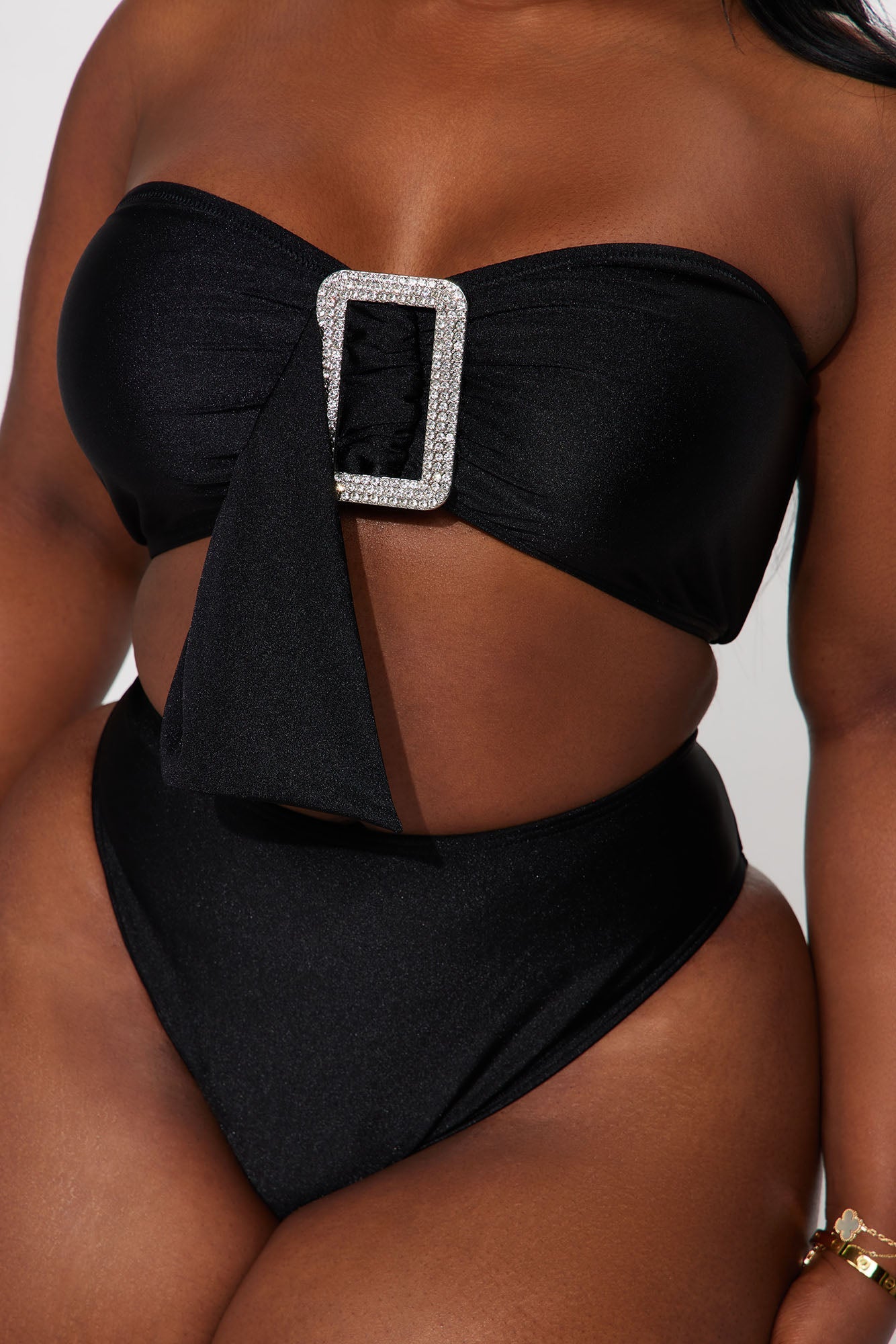 Bikini 2 pièces noir à boucle en strass
