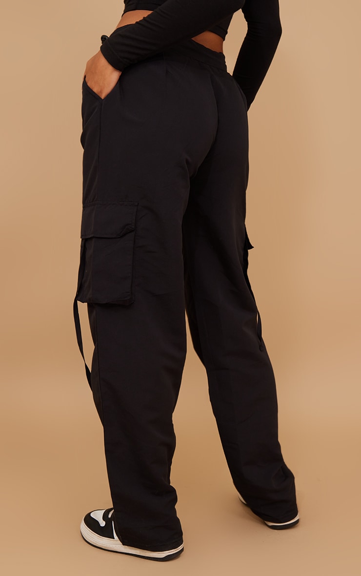 Pantalon cargo léger en nylon à taille basse